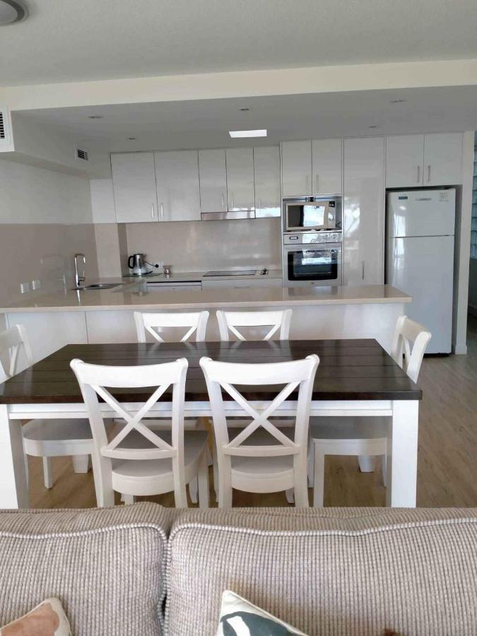 Camargue Beachfront Apartments Марукідор Екстер'єр фото