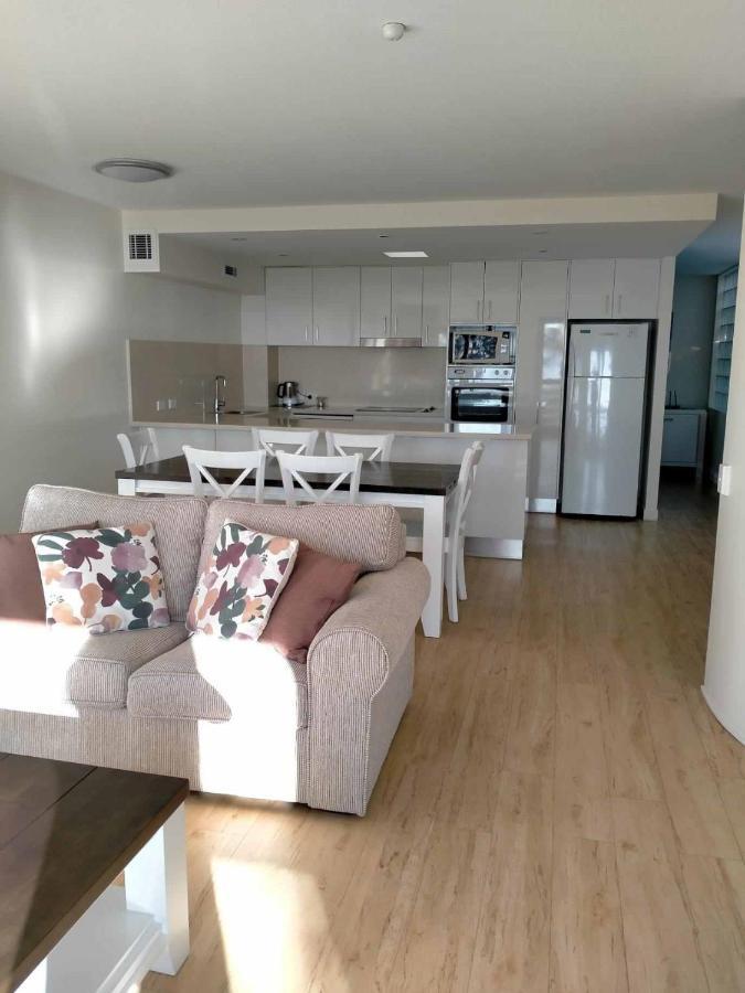 Camargue Beachfront Apartments Марукідор Екстер'єр фото