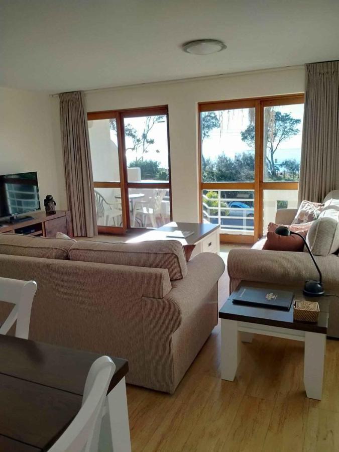 Camargue Beachfront Apartments Марукідор Екстер'єр фото