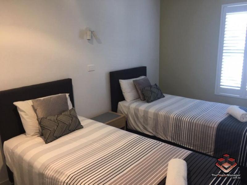 Camargue Beachfront Apartments Марукідор Екстер'єр фото